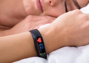 MAXREFDES220 wearable heart monitor