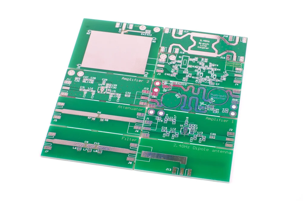 Multiple PCB antennas and associated driver circuits