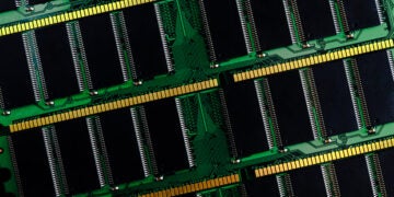 DDR4 has become the engineer’s preference for applications requiring embedded or peripheral memory