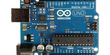 Arduino Uno microcontroller board